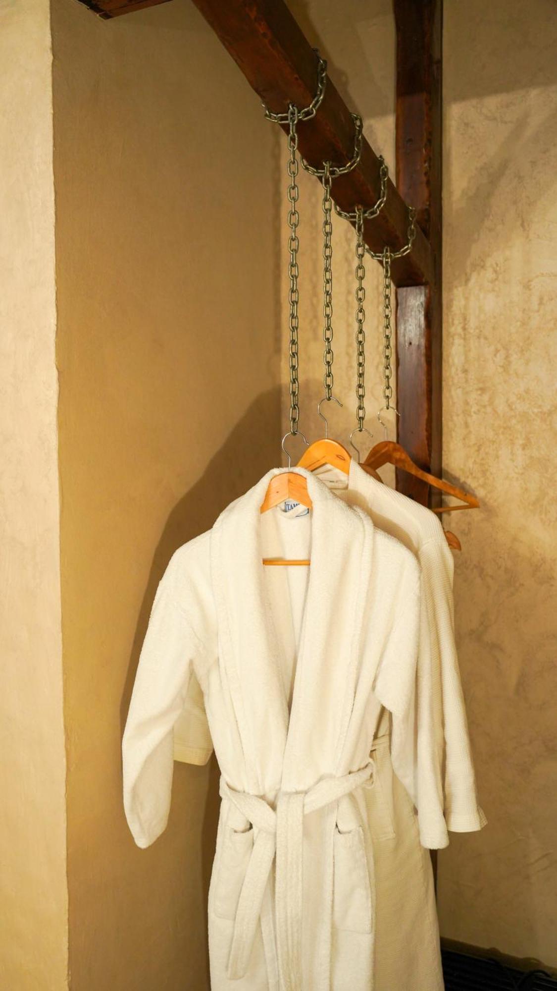 فندق سارياتشيك الماتي المظهر الخارجي الصورة